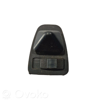 Side mirror switch