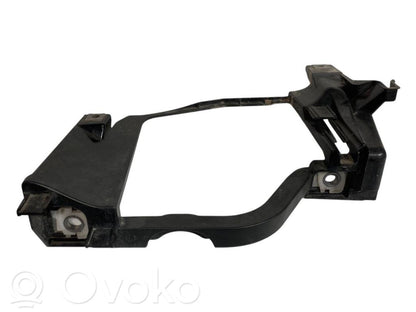 Priekšējā luktura turētājs