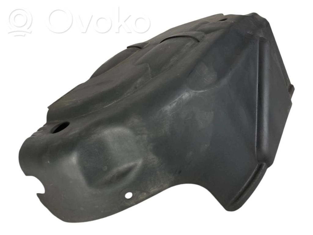 Dzinēja pārsegs (dekoratīva apdare)