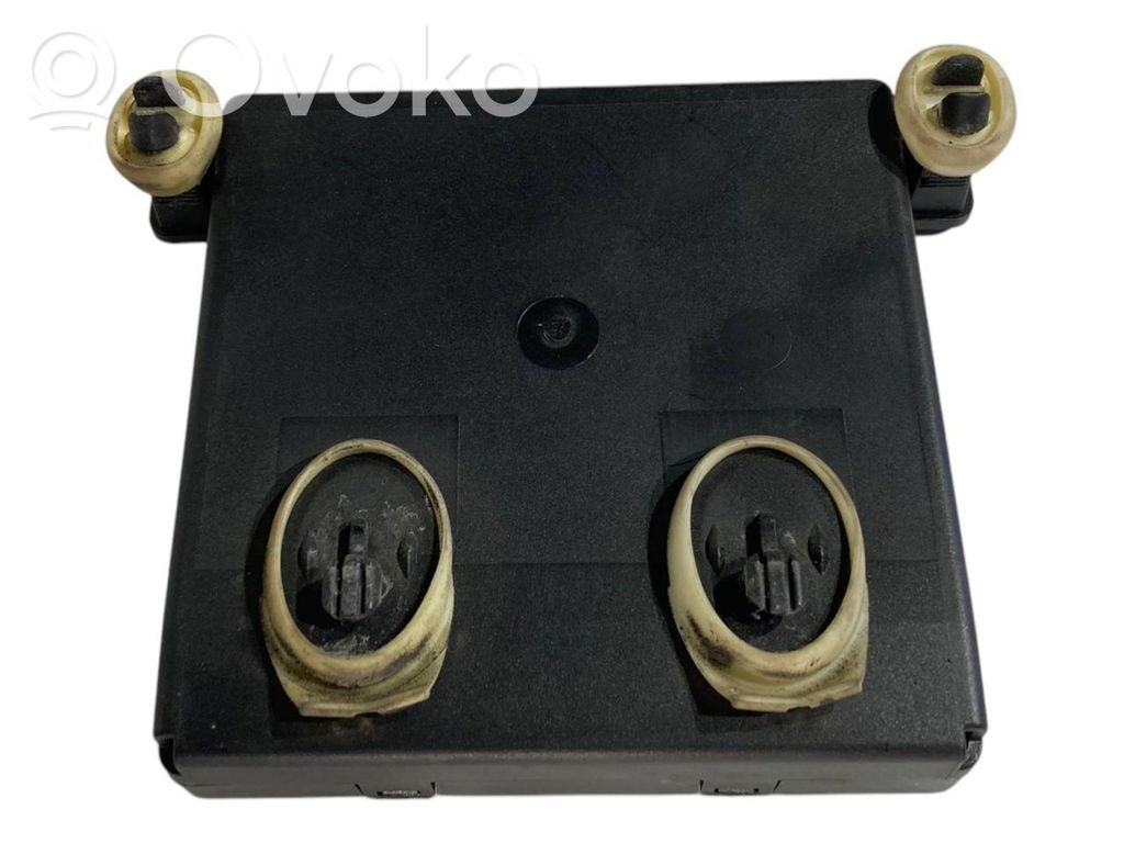 Durvju vadības bloks