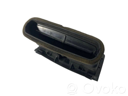 Aizmugurējā gaisa - ventilācijas reste