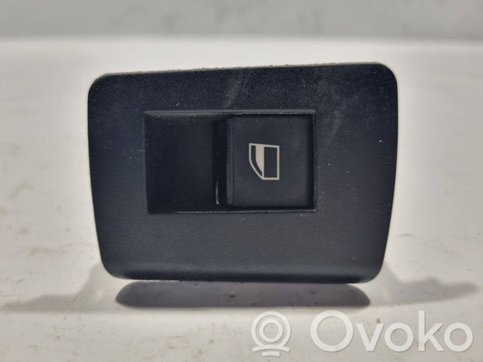Power window switch