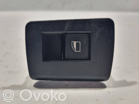 Elektrisko logu slēdzis