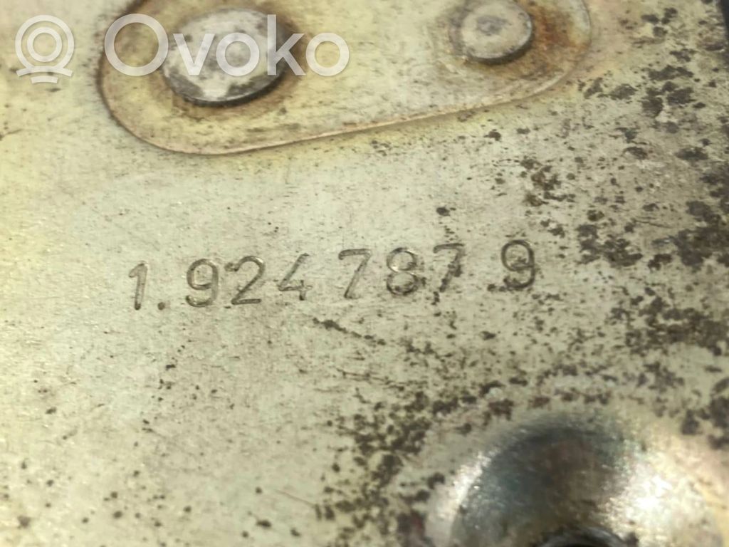 Передний замок