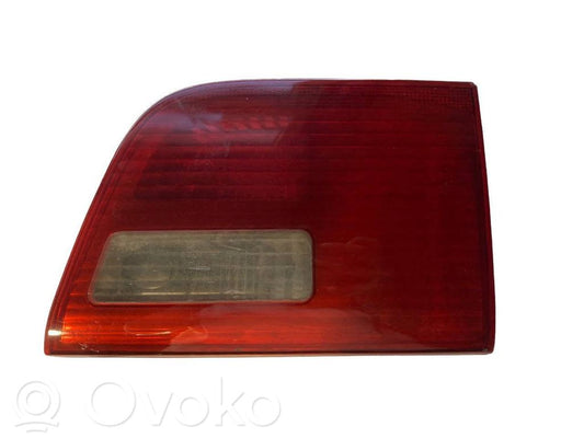 Taillight in the hood