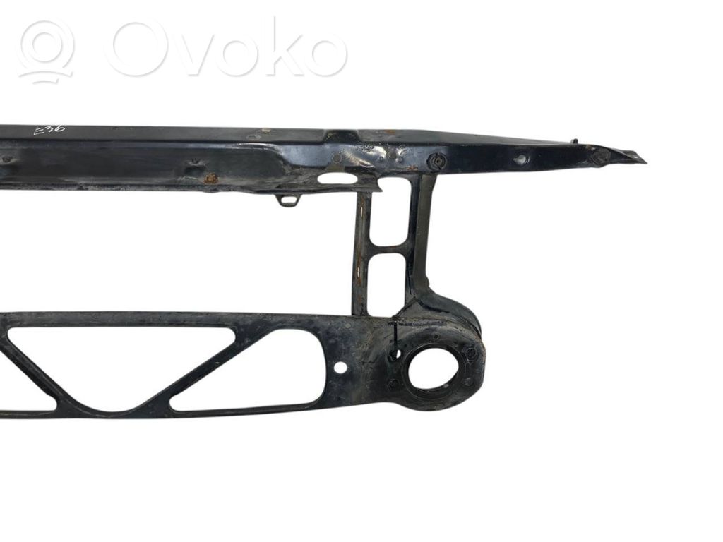 Radiatoru paneļa turētājs (televizora)