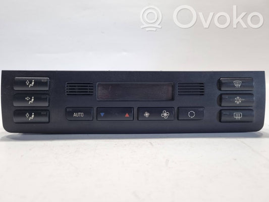 Air conditioning / climate control / interior heating control unit (in the passenger compartment)