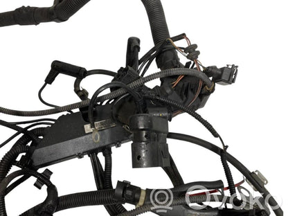 Dzinēja vadu instalācija