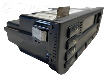 Блок управления кондиционером/климат-контролем/отоплением салона (в салоне)