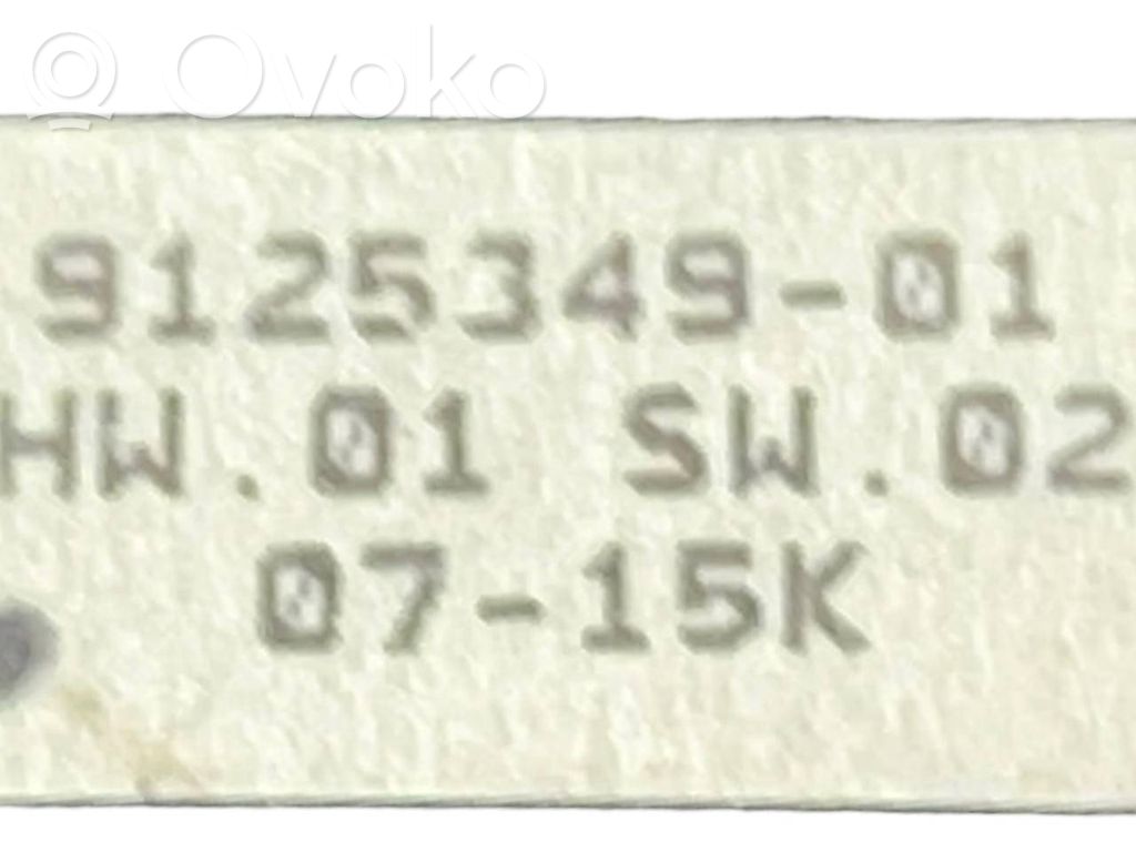 Multimediju kontrolieris