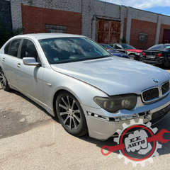 BMW 740 2003.G