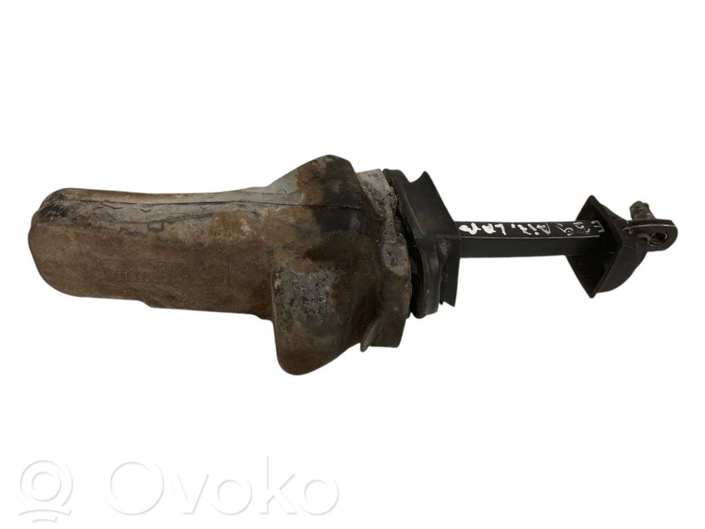 Durvju atvēruma ierobežotājs