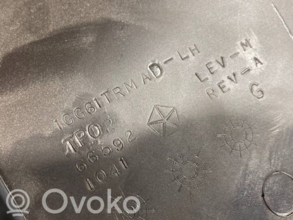 (D) statņa dekoratīvā apdare (augšdaļa)