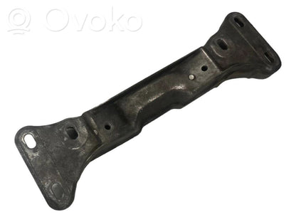 Transmission mounting bracket