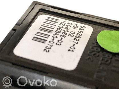 Apšuvums aizmugurējām durvīm