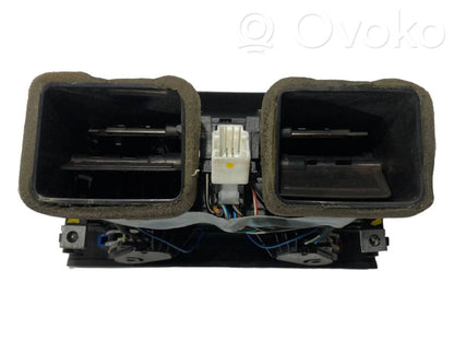 Aizmugurējā gaisa - ventilācijas reste