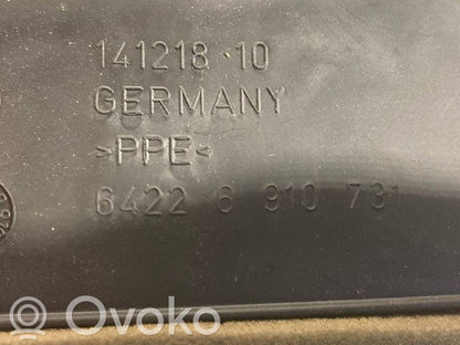 Salona dekoratīvās apdares komplekts