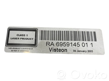 Radio / CD/DVD atskaņotājs / navigācija