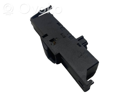 Elektrisko logu slēdzis