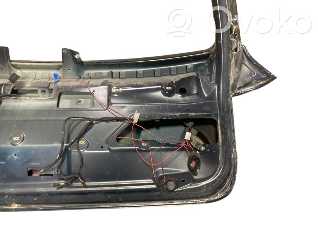 Aizmugurējais pārsegs (bagāžnieks)