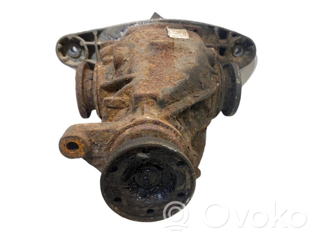 Aizmugurējais reduktors