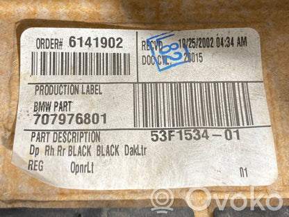 Apšuvums aizmugurējām durvīm