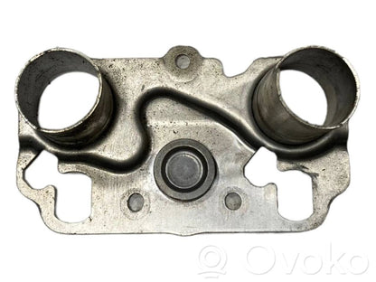 Cita veida dzinēja nodalījuma detaļa