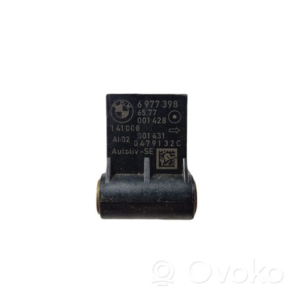 Airbag impact sensor