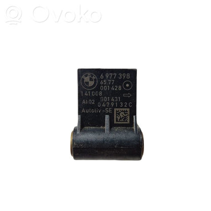 Airbag impact sensor
