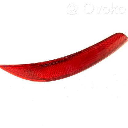 Задний отражатель