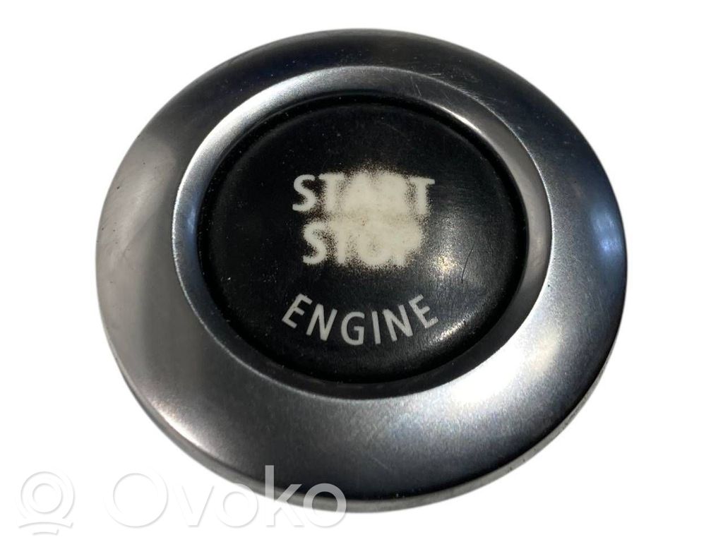 Automašīnas aizdedzes un startera slēdzis