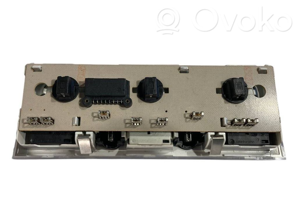 Priekšējo vietu apgaismojums