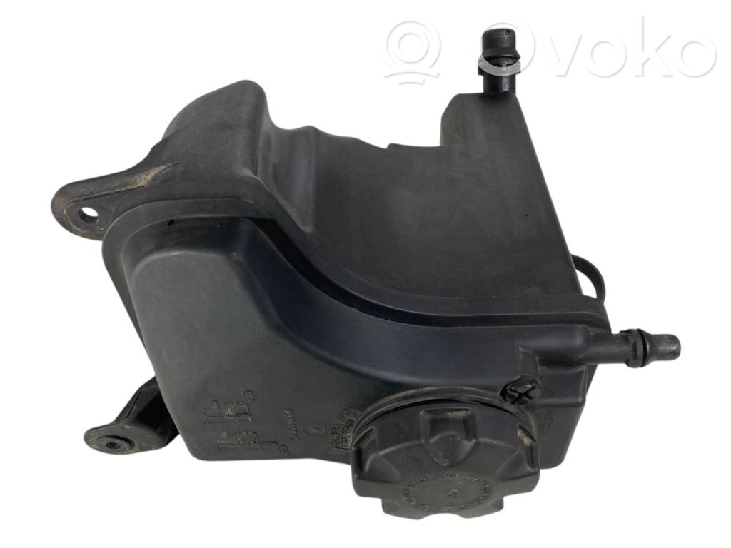 Coolant expansion tank