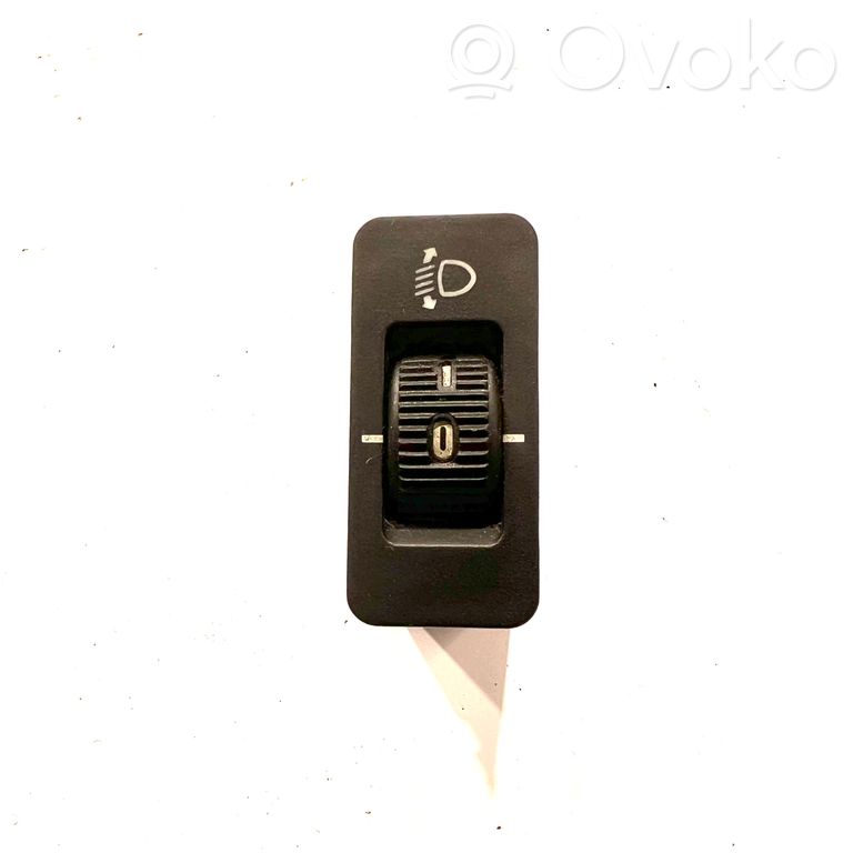 Lukturu augstuma regulēšanas slēdzis