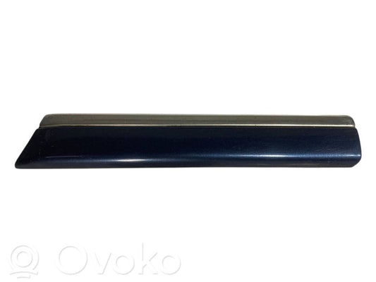 Spārna dekoratīvā apdare (moldings)
