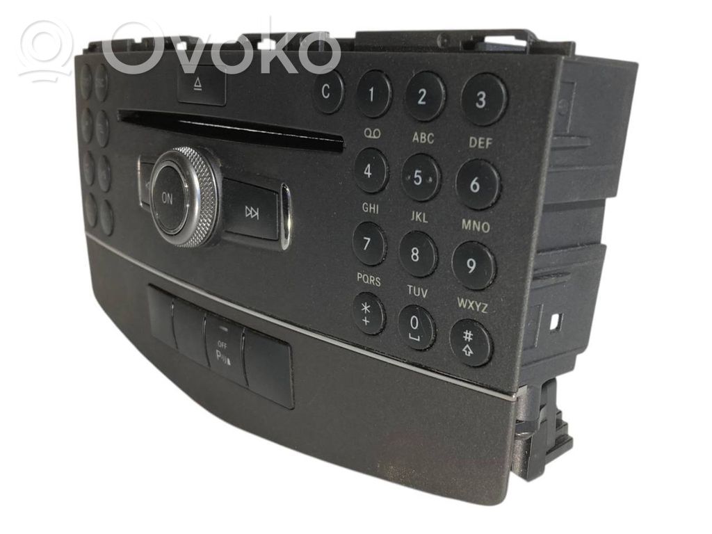 Radio / CD/DVD atskaņotājs / navigācija