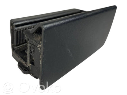 Cita veida salona detaļa