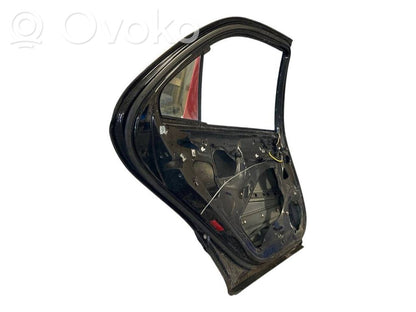 Aizmugurējās durvis