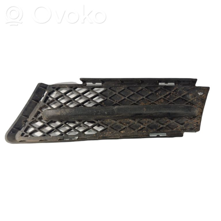 Apakšējais režģis (trīsdaļīgs)