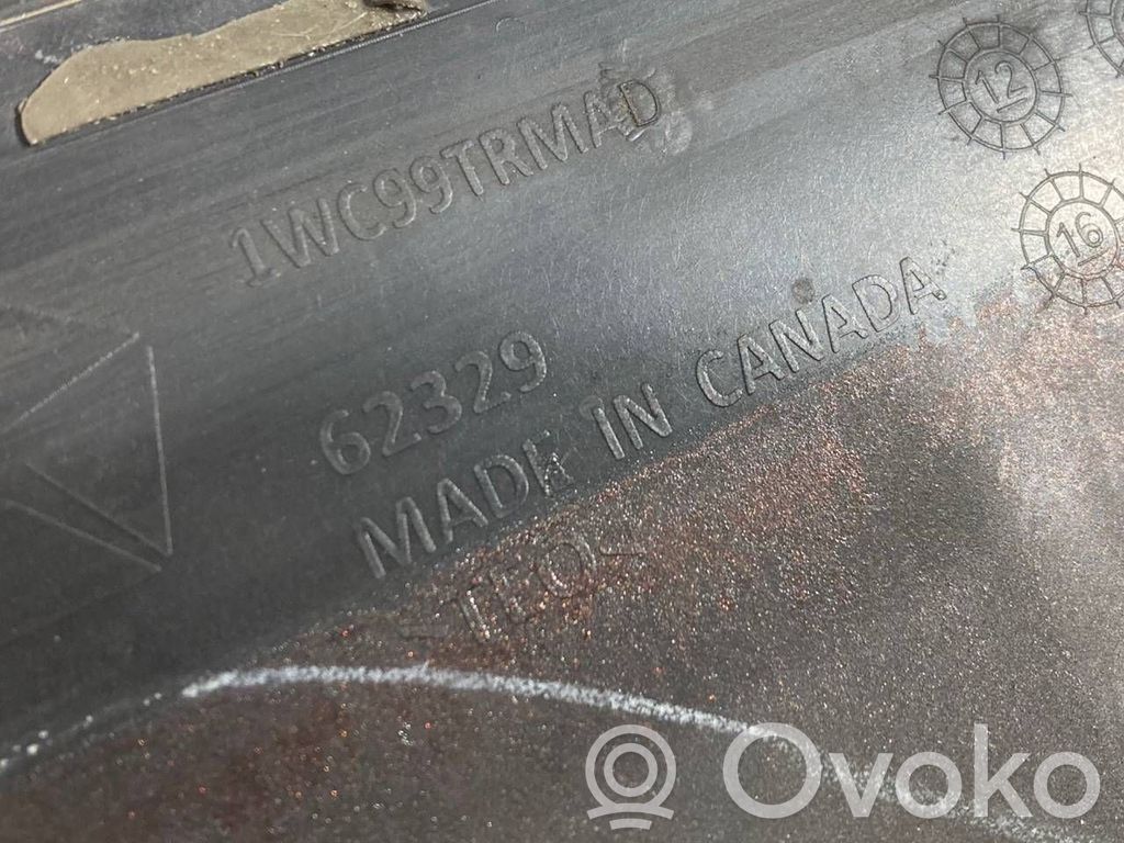 Priekšējās arkas apdare