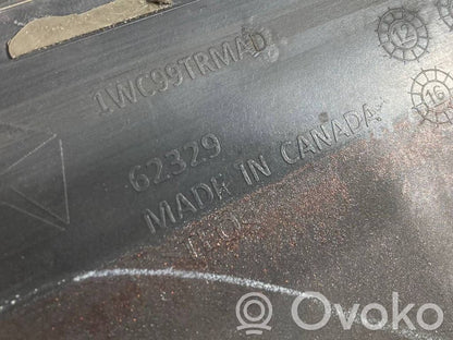 Priekšējās arkas apdare