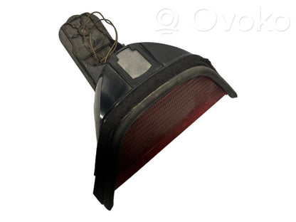 Papildu bremžu signāla lukturis