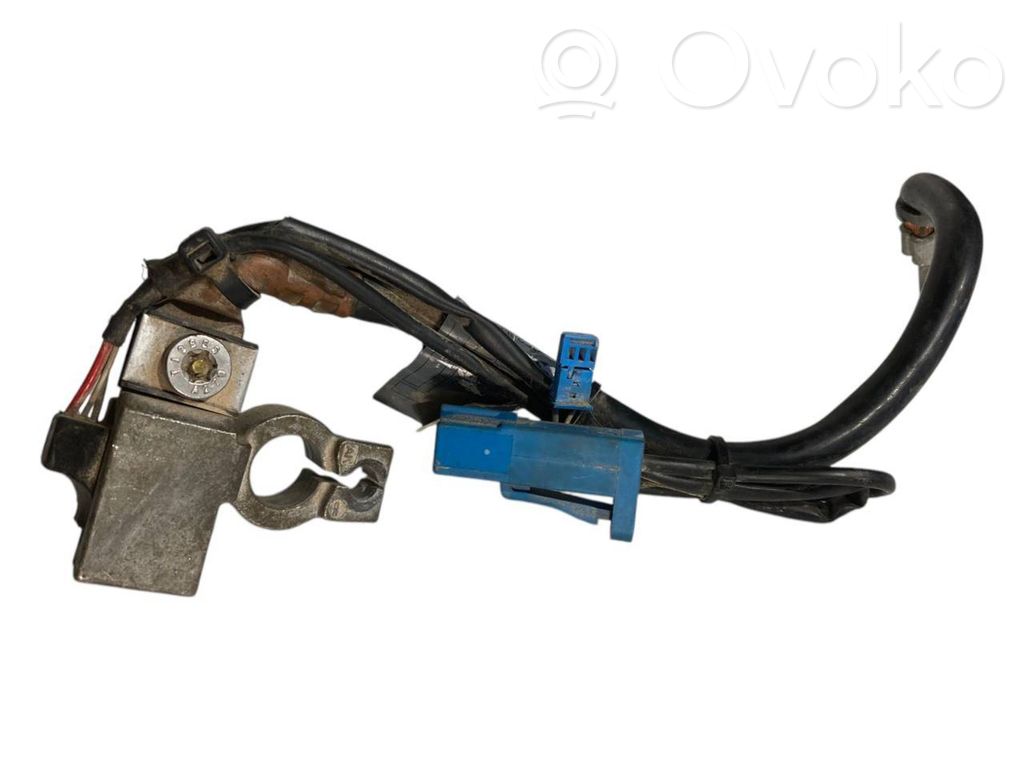 Отрицательный провод (аккумулятор)