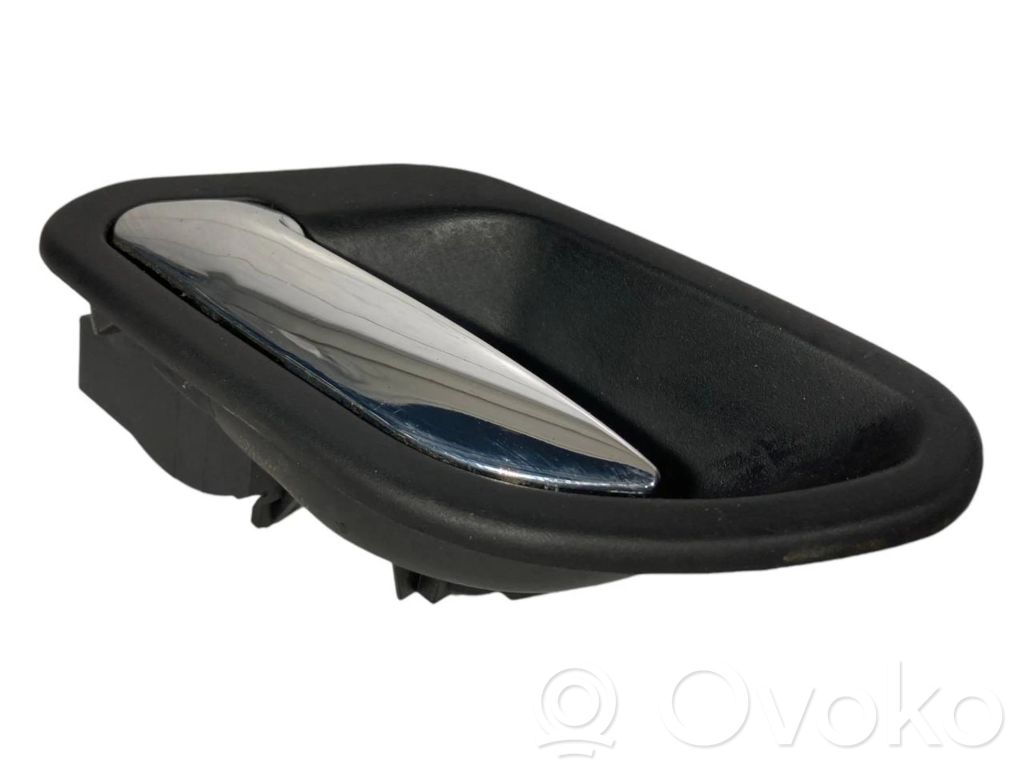 Internal opening handle