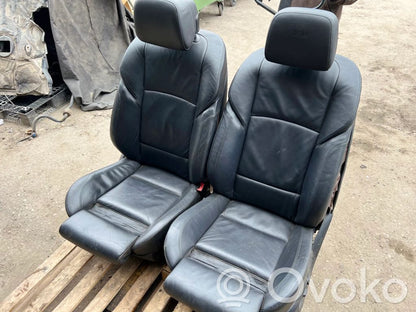 Комплект сидений