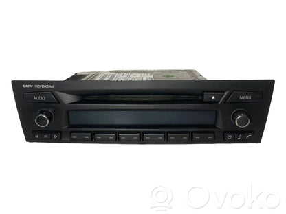 Radio / CD/DVD atskaņotājs / navigācija