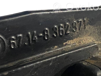 Aizmugurējā pārsega pievilcējs