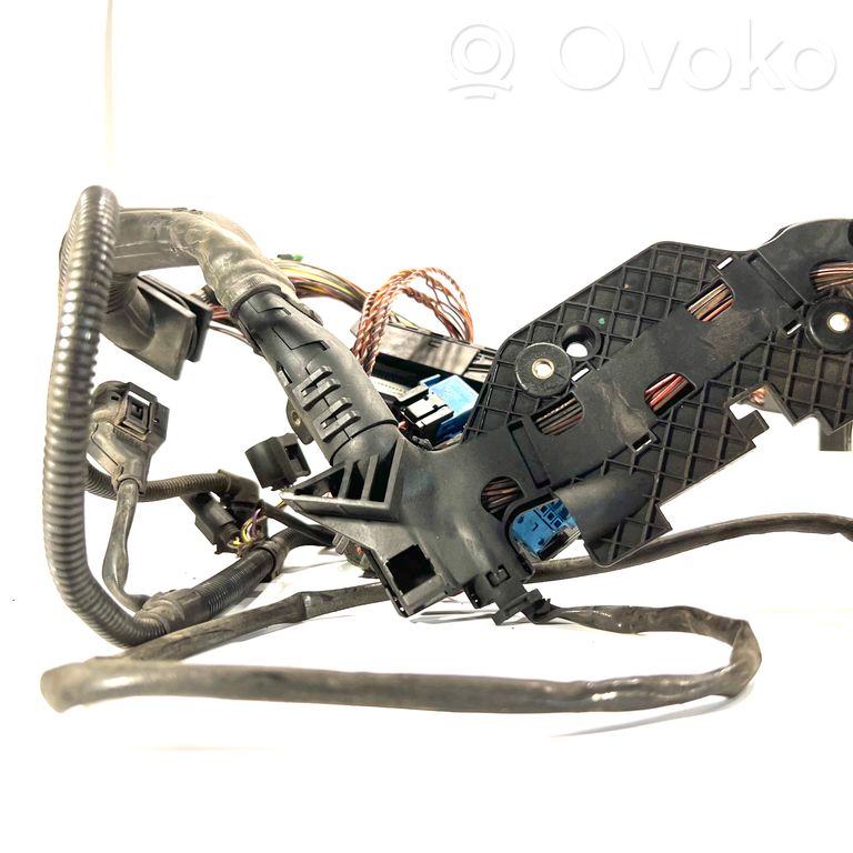 Dzinēja vadu instalācija