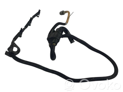 Degvielas atplūdes caurule