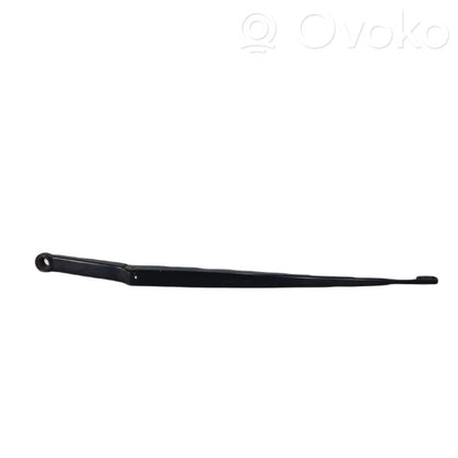 Priekšējā loga tīrītājs